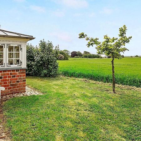 4 Person Holiday Home In T Nder ทุนเดอร์ ภายนอก รูปภาพ