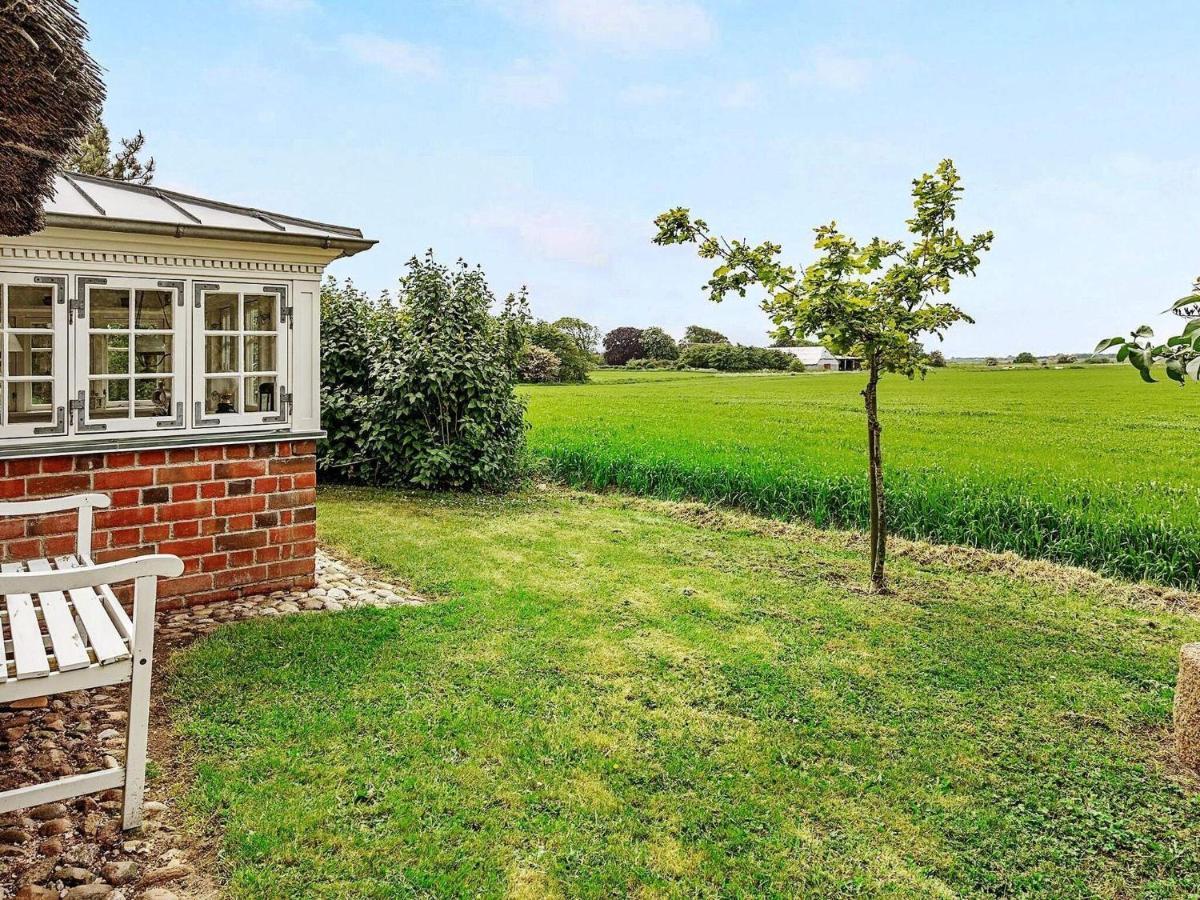 4 Person Holiday Home In T Nder ทุนเดอร์ ภายนอก รูปภาพ