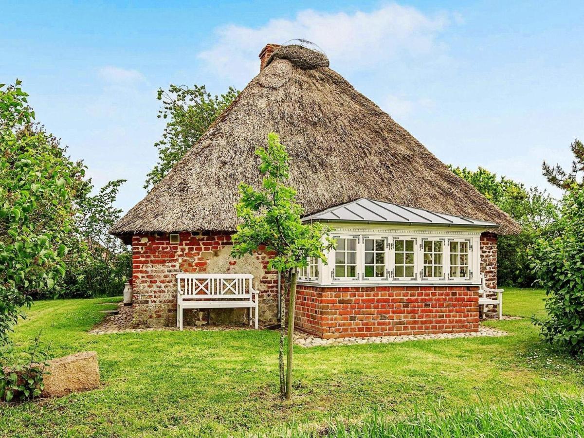 4 Person Holiday Home In T Nder ทุนเดอร์ ภายนอก รูปภาพ
